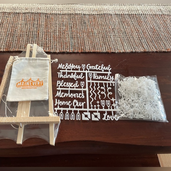 Felt letter board letters and characters, and stand only. no board - Picture 1 of 2